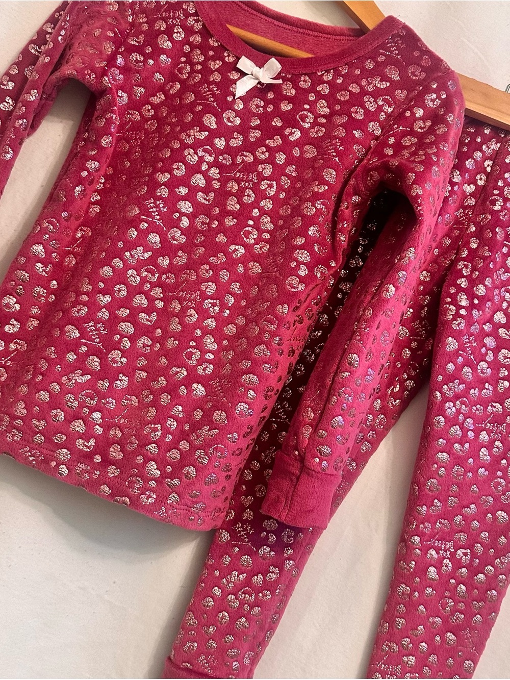Betsey Johnson Magenta Pink Metallic Heart Pajama Set - Picture 5 of 6